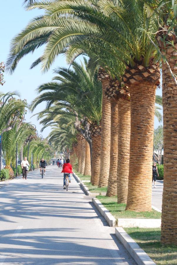 Ostello La Stazione Alba Adriatica Εξωτερικό φωτογραφία