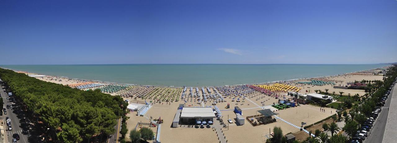 Ostello La Stazione Alba Adriatica Εξωτερικό φωτογραφία